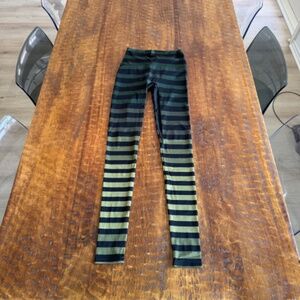 K-Deer Green Ombre Sneaker Length Tights Sz Small